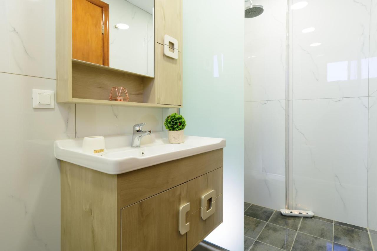 Luxury Lake View Center House Agios Nikolaos Exterior foto