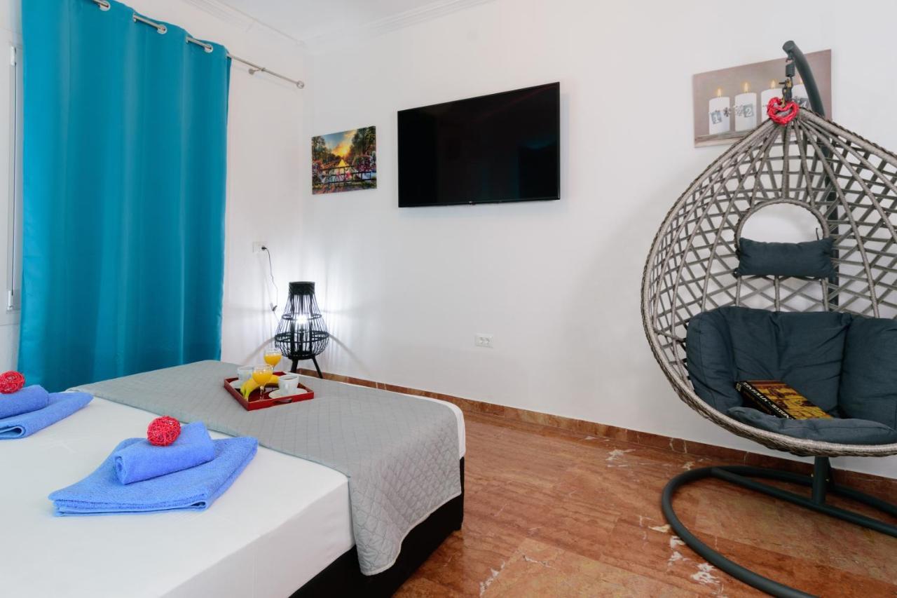 Luxury Lake View Center House Agios Nikolaos Exterior foto